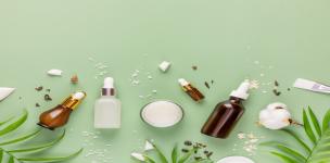 مستحضرات تجميل نباتية طبيعية